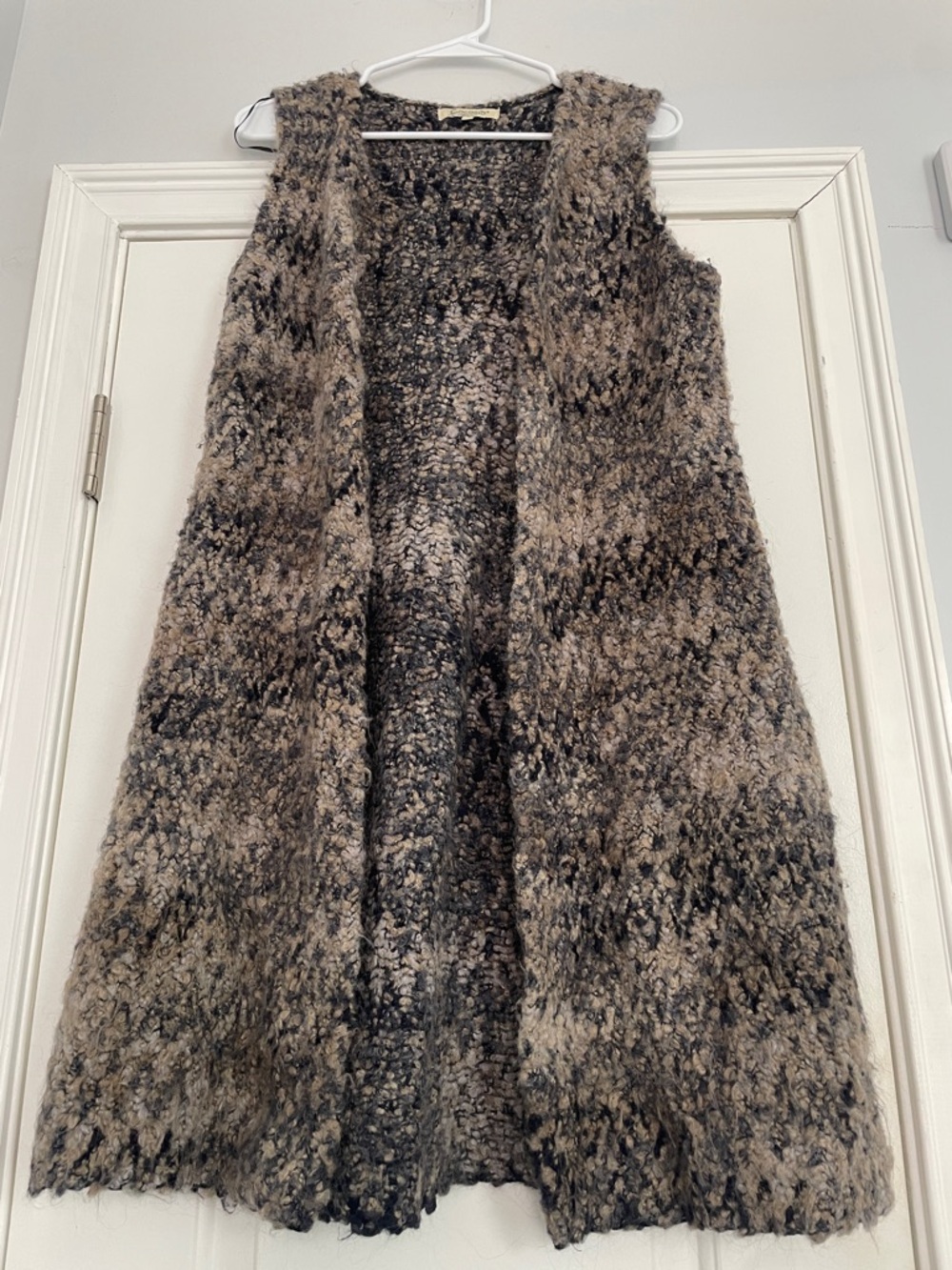 Sleeveless Bouclé Knit Vest in Taupe and Black